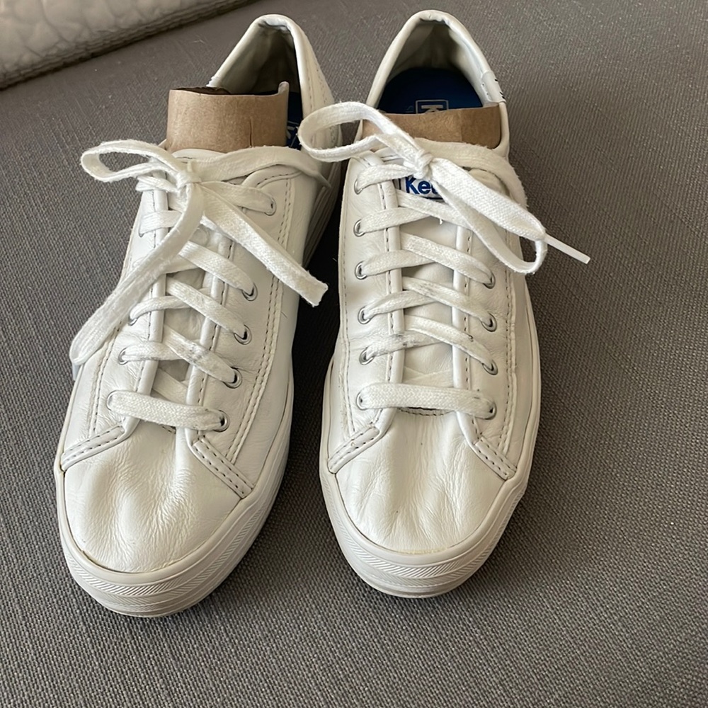 Keds white leather tennis shoes